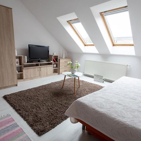 Aida Sport Apartman Eger Bagian luar foto
